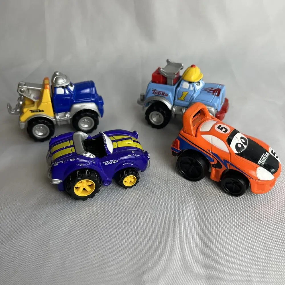 Lot of 8 Tonka CHUCK AND FRIENDS Diecast And Plastic Cars And Trains 2003/2008